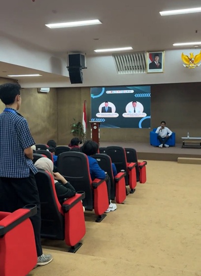 Training Legislative Universitas